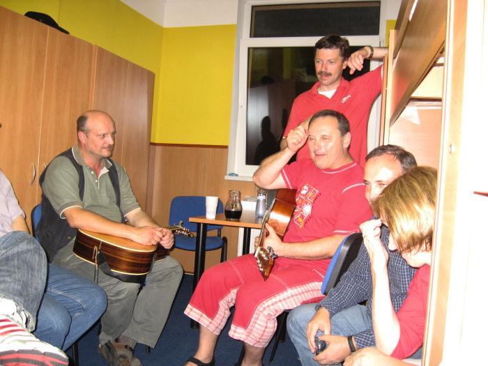 2005